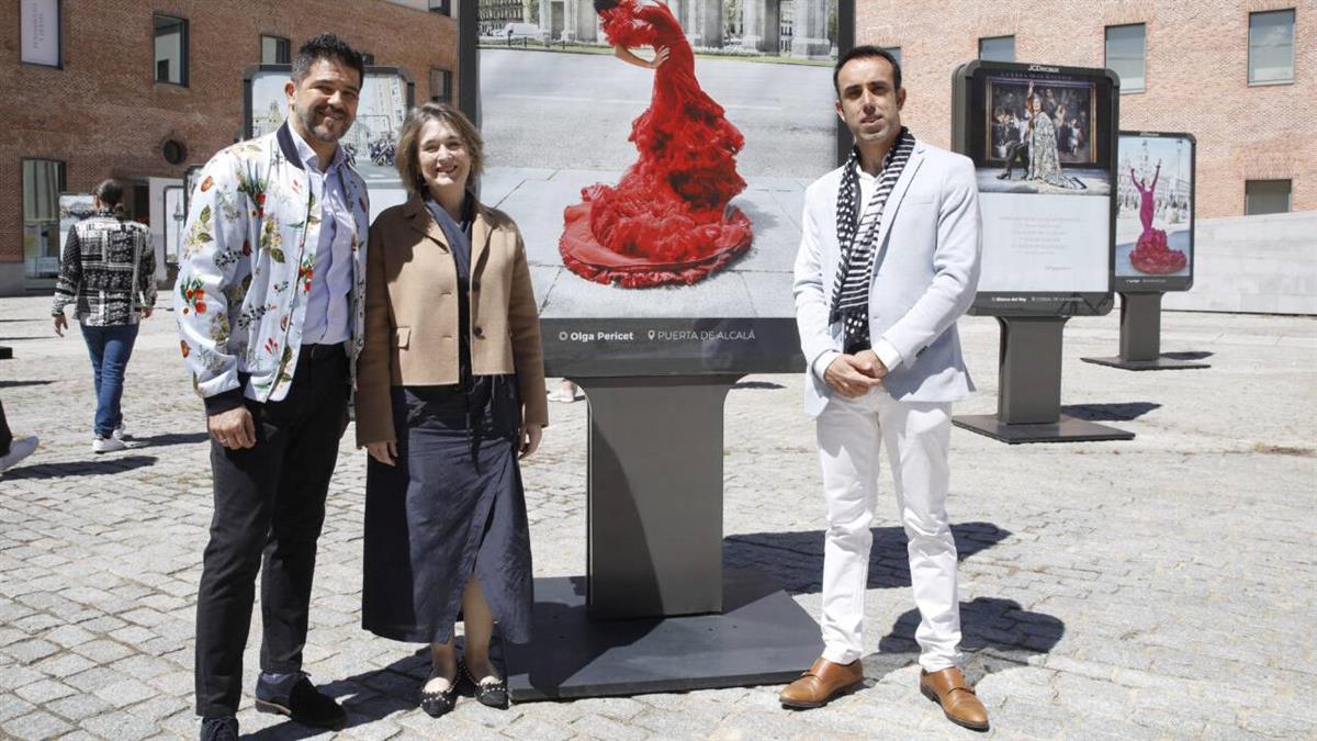 Expone 40 fotografías de Javier Enrique Fernández que capturan el movimiento de bailaores